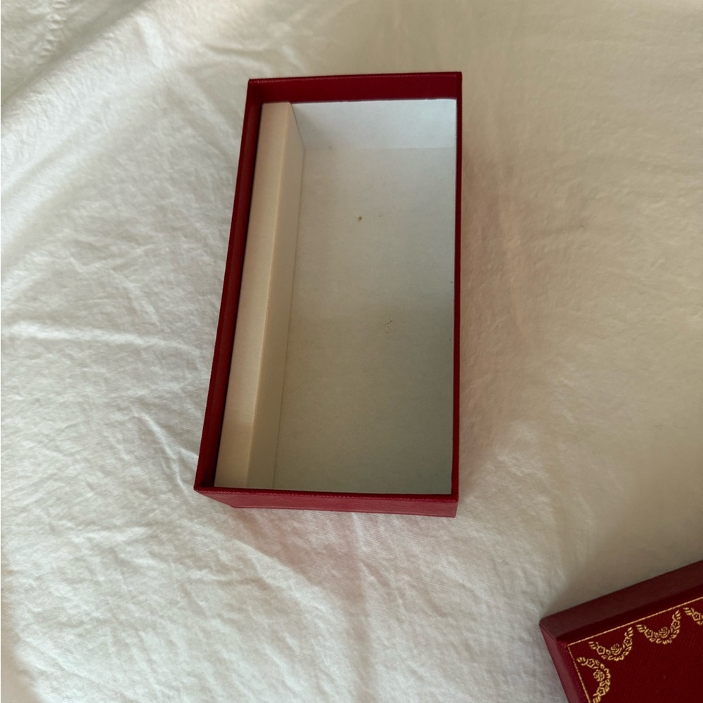 Cartier Red Box with Gold Accents - Picture 3 of 8